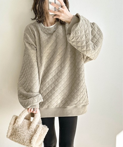 AMELY(エミリー)の「キルティングトップス(スウェット・レディース・ブラック/アイボリー/カーキ/ベージュ・フリー)」の18枚目の写真