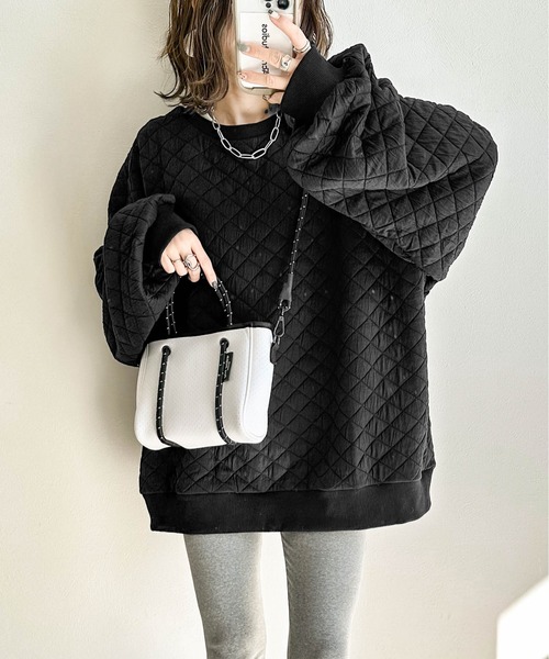 AMELY(エミリー)の「キルティングトップス(スウェット・レディース・ブラック/アイボリー/カーキ/ベージュ・フリー)」の12枚目の写真