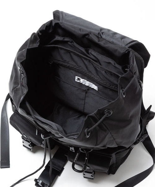 MAKAVELIC(マキャベリック)の「GRACE DOUBLE POCKET BACKPACK/ バックパック / リュックサック(バックパック/リュック・メンズ・ブラック・FREE)」の9枚目の写真