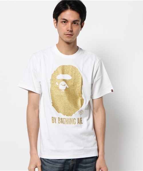 A BATHING APE（アベイシングエイプ）の「GLITTER BY BATHING TEE（Tシャツ/カットソー・メンズ・ホワイト×ブルー/ブラック×ゴールド/ブラック×ブルー/ブラック×シルバー/ホワイト×レッド/ホワイト×ゴールド/ブラック×レッド・X-LARGE/LARGE/MEDIUM/SMALL/XX-LARGE）」の3枚目の写真