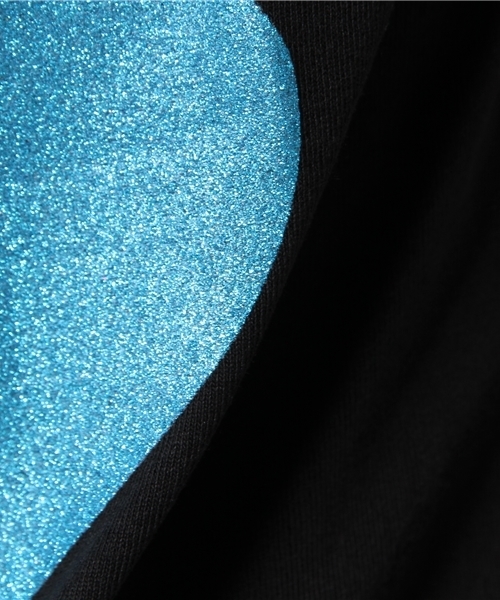 A BATHING APE（アベイシングエイプ）の「GLITTER BY BATHING TEE（Tシャツ/カットソー・メンズ・ホワイト×ブルー/ブラック×ゴールド/ブラック×ブルー/ブラック×シルバー/ホワイト×レッド/ホワイト×ゴールド/ブラック×レッド・X-LARGE/LARGE/MEDIUM/SMALL/XX-LARGE）」の16枚目の写真