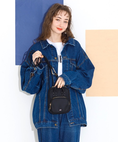 ACCOMMODE（アコモデ）の「ポイントステッチミニショルダーバッグ（ショルダーバッグ・レディース・アイボリー/ブルー/ブラック・FREE）」の6枚目の写真