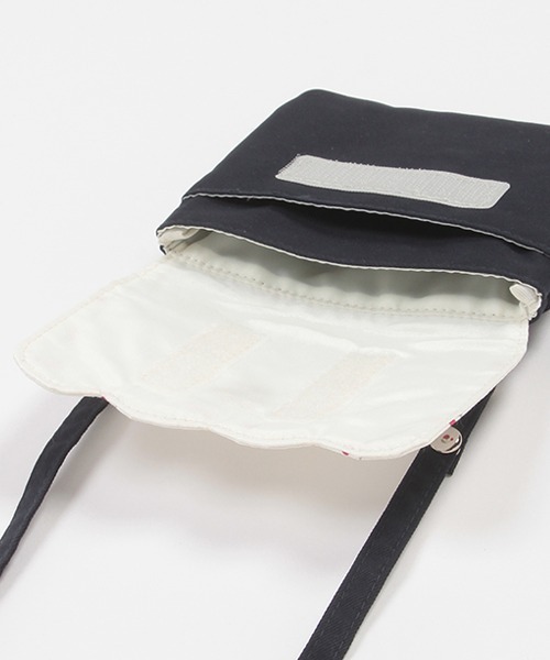 petit main（プティマイン）の「2WAY移動ポケット（ポーチ・キッズ・ネイビー/ラベンダー・FREE）」の6枚目の写真
