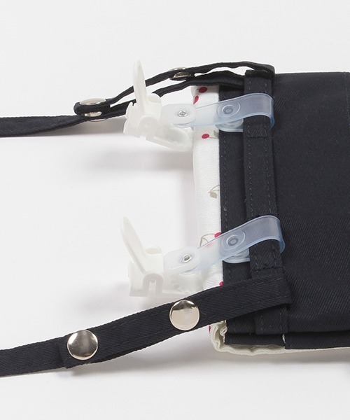 petit main（プティマイン）の「2WAY移動ポケット（ポーチ・キッズ・ネイビー/ラベンダー・FREE）」の4枚目の写真