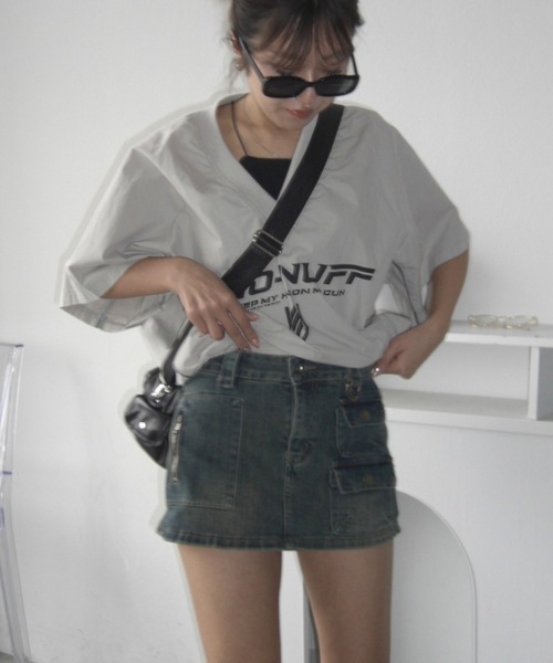 SHAGGIE（シャギー）の「オーバーサッカーユニフォームロゴナイロンTシャツ（Tシャツ/カットソー・レディース・チャコールグレー/ホワイト/グレー・FREE）」の10枚目の写真