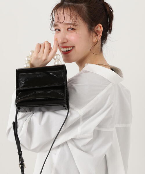 N.（N. Natural Beauty Basic）（エヌエヌナチュラルビューティーベーシック）の「◆パールハンドルミニショルダーバッグ（ショルダーバッグ・レディース・ベージュ/ブラック・ﾌﾘ-）」の10枚目の写真