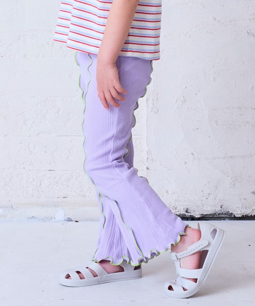 CALMIA（カルミア）の「リブメローフレアーパンツ（90～150cm）（その他パンツ・キッズ・イエロー/ラベンダー/グリーン・90/100/110/120/130/140/150）」の3枚目の写真