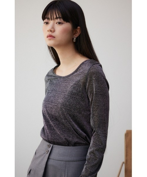 AZUL by moussy(アズールバイマウジー)の「タイトラメカットソー(Tシャツ/カットソー・レディース・ブラック/ライトグレー・FREE)」の4枚目の写真