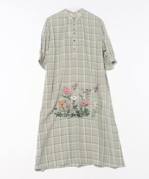 スーパーハッカ（SUPER HAKKA）/花々の語らい刺繍キュプラウォッシャブルチェックスタンドカラープルオーバーワンピース（裏地無し） SUPER HAKKA（スーパーハッカ）の「花々の語らい刺繍キュプラ