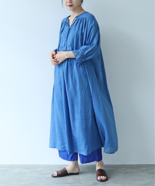 yuni（ユニ ）の「160ロイヤルラミー ギャザースキッパーワンピース