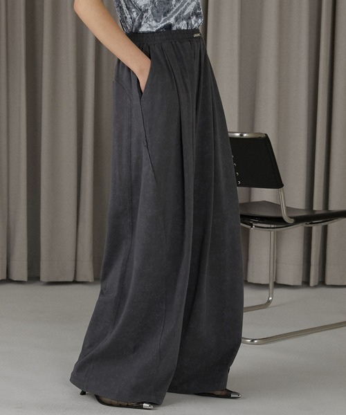 PRANK PROJECT（プランクプロジェクト）の「ボリュームジャージパンツ/ Volume Jersey Pants（ワンピース・レディース・アイボリー/カーキ/チャコールグレー・36/38）」の14枚目の写真