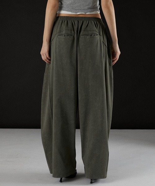 PRANK PROJECT（プランクプロジェクト）の「ボリュームジャージパンツ/ Volume Jersey Pants（ワンピース・レディース・アイボリー/カーキ/チャコールグレー・36/38）」の20枚目の写真