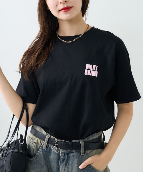 PUBLUX(パブリュクス)の「MARY QUANT × PUBLUX/マリークワント 花柄発泡プリントロゴTシャツ 限定展開(Tシャツ/カットソー・レディース・ネイビー/ホワイト/ブラック/オフホワイト・フリ-)」の5枚目の写真
