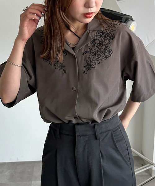 apres jour mignon（アプレジュールミニョン）の「刺繍開襟シャツ【ZOZOTOWN限定アイテム】（シャツ/ブラウス・レディース・ブラック/ブルー/チャコールグレー・X-LARGE/フリー）」の13枚目の写真