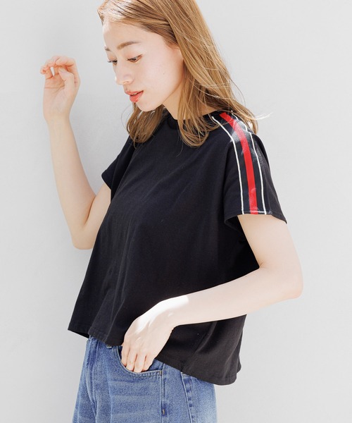 LAKOLE（ラコレ）の「袖ラインTEE / 115151（Tシャツ/カットソー・レディース・ブラック/ネイビー/オフホワイト・SMALL/MEDIUM）」の3枚目の写真