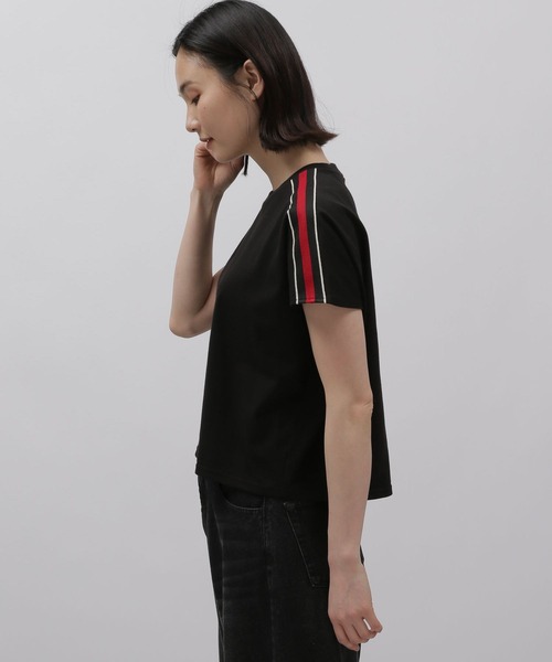 LAKOLE（ラコレ）の「袖ラインTEE / 115151（Tシャツ/カットソー・レディース・ブラック/ネイビー/オフホワイト・SMALL/MEDIUM）」の16枚目の写真