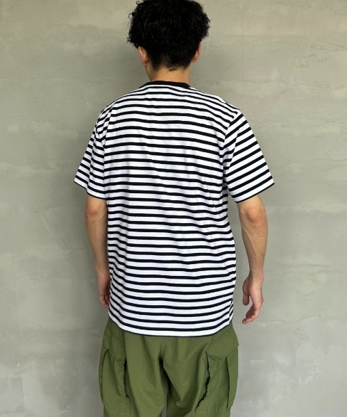 Carhartt WIP（カーハートダブリューアイピー）の「[carhartt WIP/カーハートダブリューアイピー] ワンポイントロゴ ボーダーポケットTシャツ（Tシャツ/カットソー・レディース・ブルー/ブラック・M/L）」の5枚目の写真