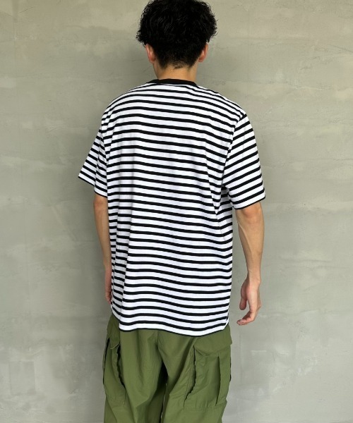 Carhartt WIP（カーハートダブリューアイピー）の「[carhartt WIP/カーハートダブリューアイピー] ワンポイントロゴ ボーダーポケットTシャツ（Tシャツ/カットソー・レディース・ブルー/ブラック・M/L）」の11枚目の写真