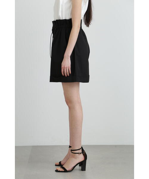 JILL STUART(ジルスチュアート)の「ウォーターリぺレントショートパンツ(その他パンツ・レディース・ベージュ/ブラック・4/2)」の8枚目の写真