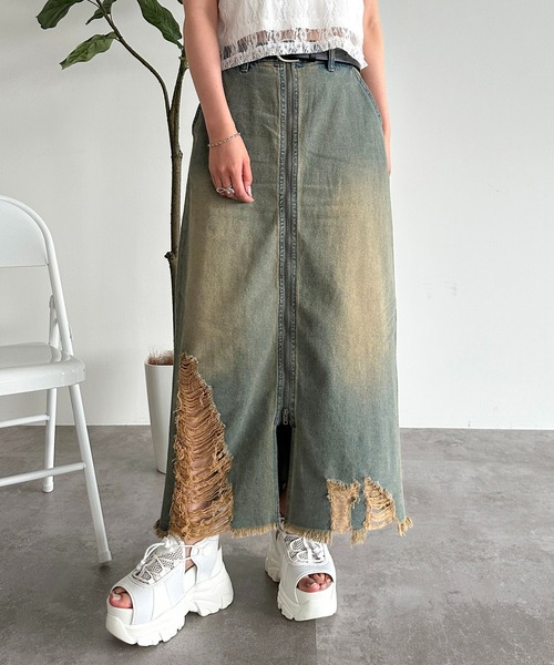 apres jour mignon（アプレジュールミニョン）の「オーバーダイダメージジップデニムスカート【ZOZOTOWN限定アイテム】（デニムスカート・レディース・ネイビー/インディゴブルー/ブラック系その他・SMALL/X-LARGE/MEDIUM）」の16枚目の写真