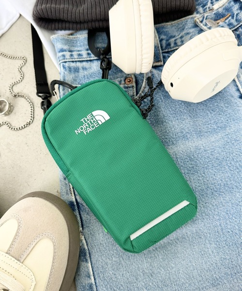 THE NORTH FACE（ザノースフェイス）の「国内未発売 THE NORTH FACE(ザ・ノースフェイス)/4WAY カラビナ付 ミニマルチポーチ ショルダー スマホショルダー 財布 ポーチ サコッシュ トレッキングポーチ/MULTI TREKKING POUCH（ショルダーバッグ・レディース・グリーン/レッド/ブラック/ブルー/イエロー/サンドベージュ/グレー・FREE）」の20枚目の写真