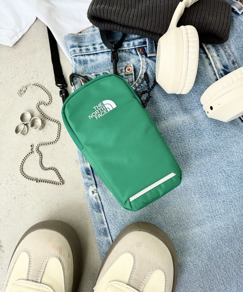 THE NORTH FACE（ザノースフェイス）の「国内未発売 THE NORTH FACE(ザ・ノースフェイス)/4WAY カラビナ付 ミニマルチポーチ ショルダー スマホショルダー 財布 ポーチ サコッシュ トレッキングポーチ/MULTI TREKKING POUCH（ショルダーバッグ・レディース・グリーン/レッド/ブラック/ブルー/イエロー/サンドベージュ/グレー・FREE）」の22枚目の写真