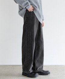 サイドシームヴィンテージ加工ストレートデニム