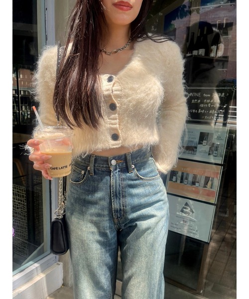 EVRIS(エヴリス)の「シャギークロップドニットカーディガン(ニット/セーター・レディース・ブルー/ブラック/ホワイト/レッド/グレー・FREE)」の9枚目の写真