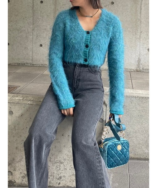 EVRIS(エヴリス)の「シャギークロップドニットカーディガン(ニット/セーター・レディース・ブルー/ブラック/ホワイト/レッド/グレー・FREE)」の19枚目の写真