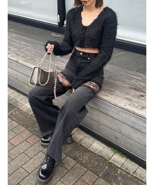 EVRIS(エヴリス)の「シャギークロップドニットカーディガン(ニット/セーター・レディース・ブルー/ブラック/ホワイト/レッド/グレー・FREE)」の17枚目の写真