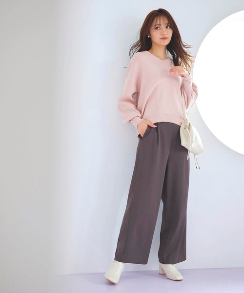 Feroux(フェルゥ)の「【洗える】ウエストタックワイドパンツ(その他パンツ・レディース・ベージュ系/グレー系/ネイビー系・1/2)」の4枚目の写真