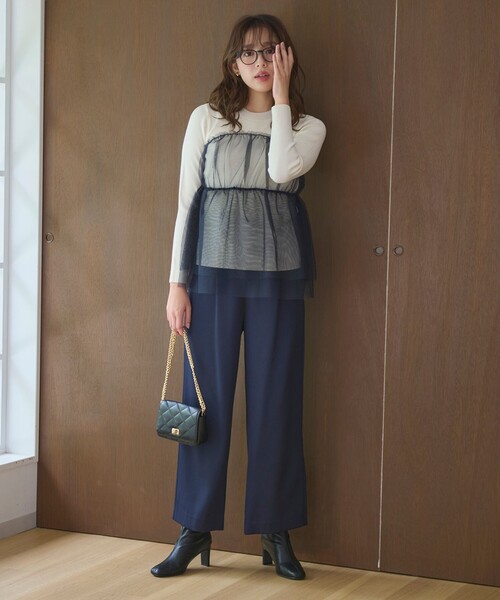 Feroux(フェルゥ)の「【洗える】ウエストタックワイドパンツ(その他パンツ・レディース・ベージュ系/グレー系/ネイビー系・1/2)」の9枚目の写真