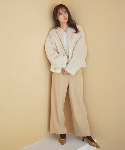 Feroux(フェルゥ)の「【洗える】ウエストタックワイドパンツ(その他パンツ・レディース・ベージュ系/グレー系/ネイビー系・1/2)」の12枚目の写真