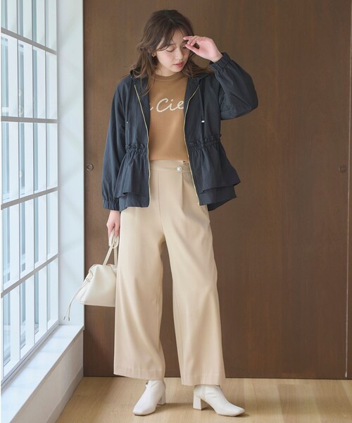 Feroux(フェルゥ)の「【洗える】ウエストタックワイドパンツ(その他パンツ・レディース・ベージュ系/グレー系/ネイビー系・1/2)」の15枚目の写真