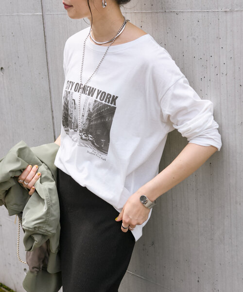 RIVE DROITE(リヴドロワ)の「【コーデのポイントに】NYフォトロンTee(Tシャツ/カットソー・レディース・ホワイト/グレー・FREE)」の8枚目の写真