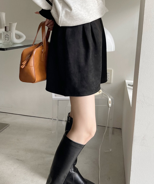 Ada.(エイダ)の「スエードライク ベーシックハーフパンツ(その他パンツ・レディース・ブラウン/チャコール/ブラック/グレー系その他・FREE)」の22枚目の写真