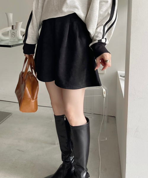 Ada.(エイダ)の「スエードライク ベーシックハーフパンツ(その他パンツ・レディース・ブラウン/チャコール/ブラック/グレー系その他・FREE)」の21枚目の写真