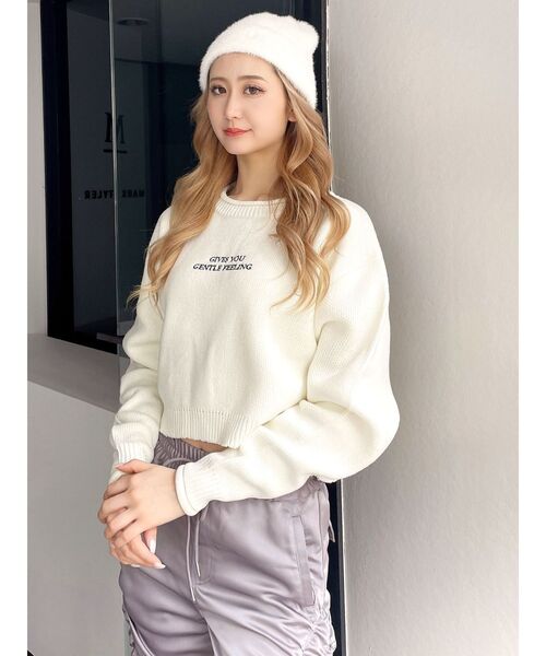 GYDA(ジェイダ)の「AMOROUS LOOSEニットトップス(ニット/セーター・レディース・ピンク/オフホワイト/ブラック・FREE)」の6枚目の写真