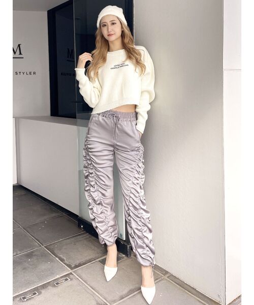 GYDA(ジェイダ)の「AMOROUS LOOSEニットトップス(ニット/セーター・レディース・ピンク/オフホワイト/ブラック・FREE)」の8枚目の写真