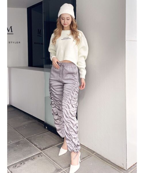 GYDA(ジェイダ)の「AMOROUS LOOSEニットトップス(ニット/セーター・レディース・ピンク/オフホワイト/ブラック・FREE)」の9枚目の写真