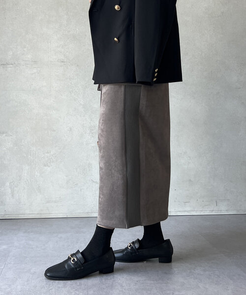 Chez toi（シェトワ）の「スエード×リブナロースカート（スカート・レディース・グレー/ブルー/ブラック/グレイッシュベージュ・FREE）」の21枚目の写真