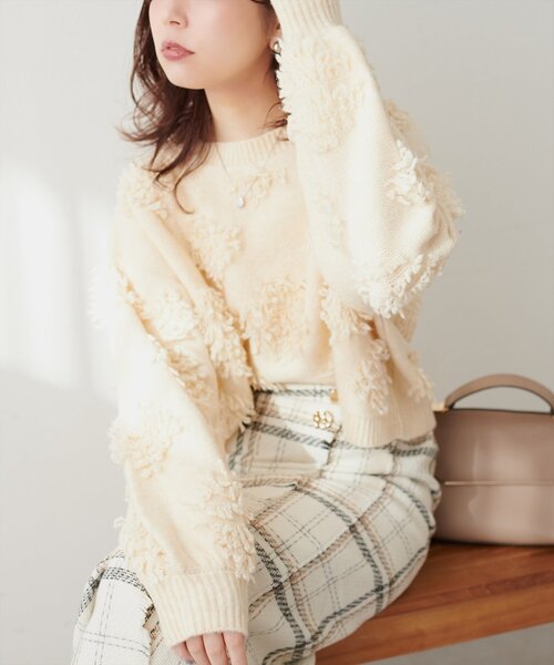 natural couture（ナチュラルクチュール）の「もしゃもしゃフラワー