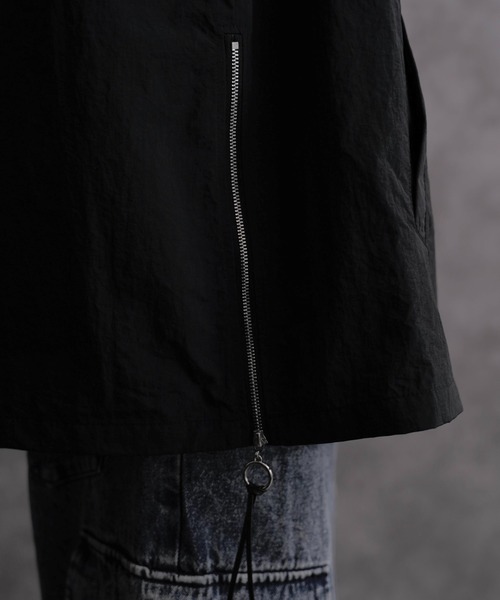 INTER FACTORY（インターファクトリー）の「しの - Side Zip Slit Nylon Vest / サイドジップスリットナイロンベスト　made in INTER FACTORY（ベスト・メンズ・ブラック/チャコールグレー・LARGE/MEDIUM/SMALL）」の18枚目の写真