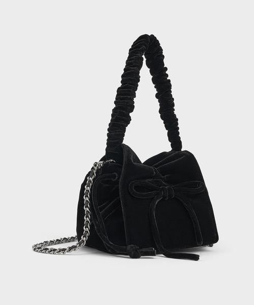 CHARLES & KEITH（チャールズ & キース）の「ベルベットボウ ルーシュドトップハンドルバッグ（ハンドバッグ・レディース・ブラック系その他2/ブラック/ダークブルー/ピンク・S）」の22枚目の写真