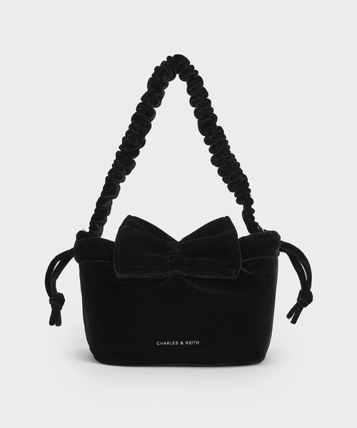 CHARLES & KEITH（チャールズ & キース）の「ベルベットボウ ルーシュドトップハンドルバッグ（ハンドバッグ・レディース・ブラック系その他2/ブラック/ダークブルー/ピンク・S）」の17枚目の写真