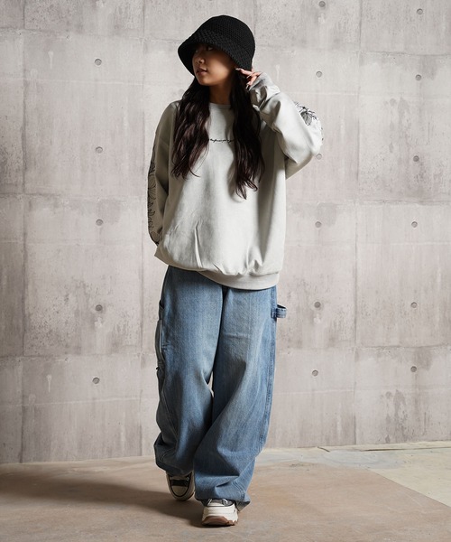 1111clothing（ワンフォークロージング）の「フラワー刺繍 カットスウェード トレーナー / Floral Embroidery Cut Suede Trainers（スウェット・メンズ・ブルー系/グレー系/チャコールグレー・M/L）」の12枚目の写真