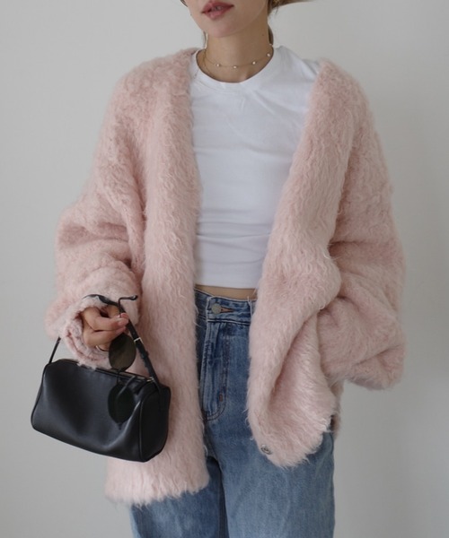 HEILIS(ヘイリス)の「【大人気!HIT ITEM!】【新色追加】《hideka select》シャギーニットルーズVネックカーディガン / アイボリー グレー グリーン ピンク ブルー イエロー ホワイト エアリー 秋服 冬服 ニットカーディガン羽織りアウター 韓国 保温 ガーリー シャギー プードル モンスター 長袖 トップス(カーディガン/ボレロ・レディース・イエロー/グレー/ブルー/グリーン/ピンク/アイボリー・FREE)」の6枚目の写真