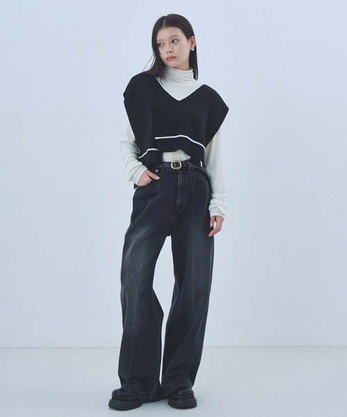 UNITED TOKYO(ユナイテッドトウキョウ)の「バックロングラインニットベスト|レイヤード/春服(ベスト・レディース・ブルー/ブラック/ブラウン・FREE)」の4枚目の写真