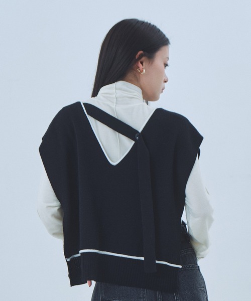 UNITED TOKYO(ユナイテッドトウキョウ)の「バックロングラインニットベスト|レイヤード/春服(ベスト・レディース・ブルー/ブラック/ブラウン・FREE)」の9枚目の写真