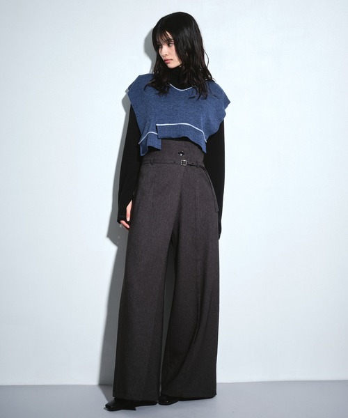 UNITED TOKYO(ユナイテッドトウキョウ)の「バックロングラインニットベスト|レイヤード/春服(ベスト・レディース・ブルー/ブラック/ブラウン・FREE)」の12枚目の写真